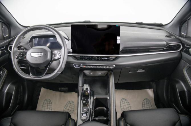 Geely Coolray I Рестайлинг с пробегом 2025 года, цена 2 499 000 рублей, 4650 км, внедорожник, Автокод Объявления