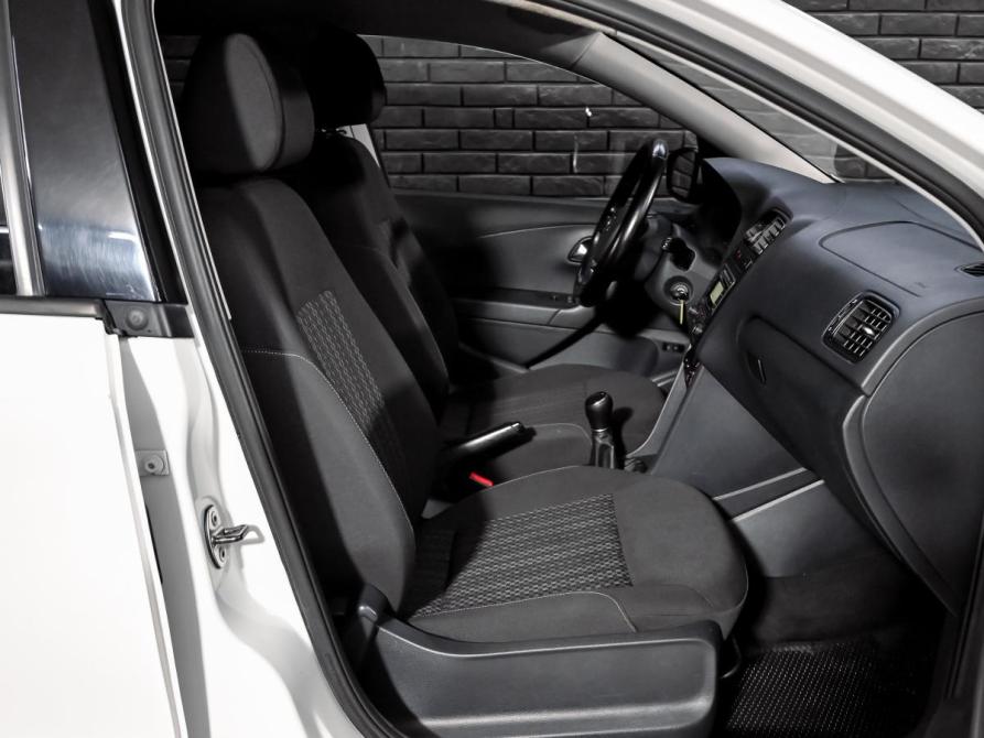 Volkswagen Polo V Рестайлинг Екатеринбург  - изображение 11