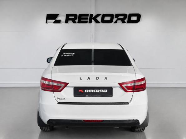 Lada (ВАЗ) Vesta I с пробегом 2021 года, цена 939 000 рублей, 87335 км, седан, Автокод Объявления
