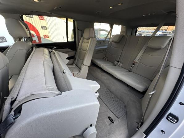Cadillac Escalade IV с пробегом 2016 года, цена 4 499 990 рублей, 148000 км, внедорожник, Автокод Объявления