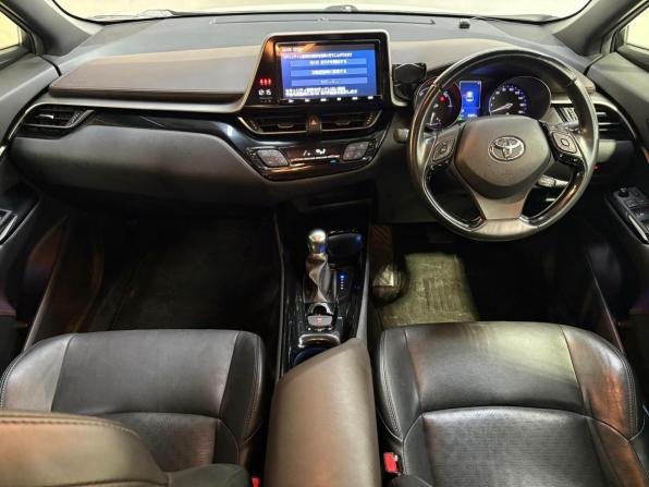 Toyota C-HR I с пробегом 2018 года, цена 1 950 000 рублей, 92750 км, внедорожник, Автокод Объявления