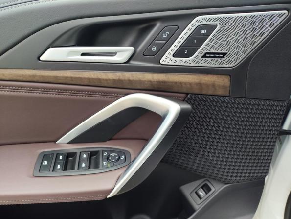 BMW X1 III (U11/U12) с пробегом 2025 года, цена 5 399 000 рублей, 3671 км, внедорожник, Автокод Объявления