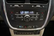 Chrysler Town &amp; Country V Рестайлинг Крым  - изображение 50