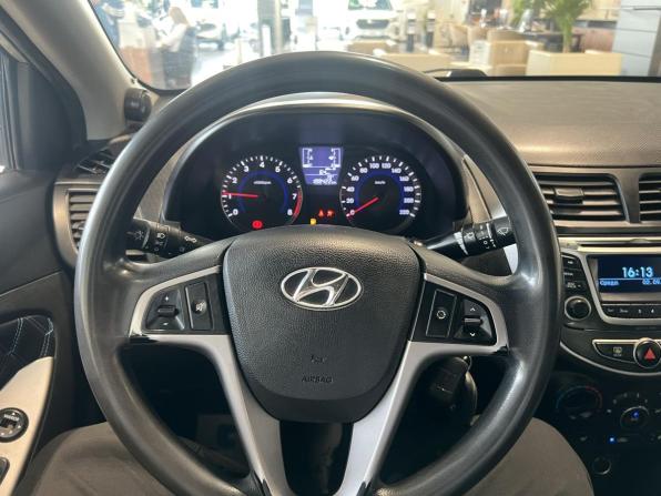 Hyundai Solaris I Рестайлинг с пробегом 2014 года, цена 899 000 рублей, 188418 км, седан, Автокод Объявления