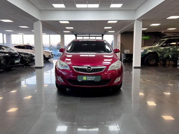 Opel Astra J с пробегом 2011 года, цена 745 000 рублей, 159149 км, хэтчбек, Автокод Объявления