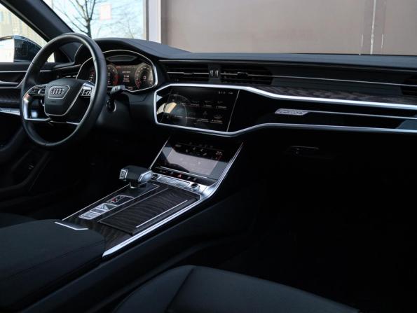 Audi A6 V (C8) с пробегом 2022 года, цена 5 150 000 рублей, 37957 км, седан, Автокод Объявления