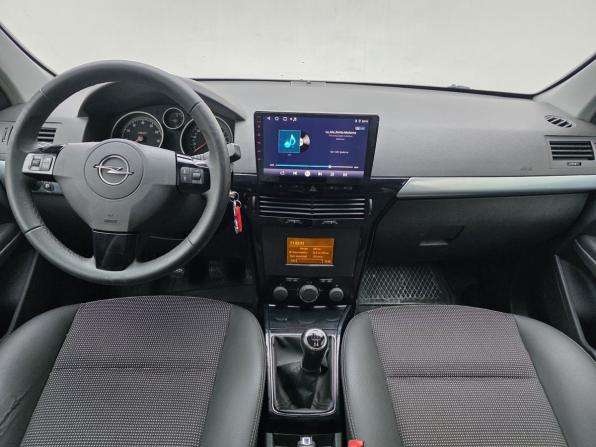 Opel Astra H Рестайлинг с пробегом 2008 года, цена 350 000 рублей, 168196 км, седан, Автокод Объявления