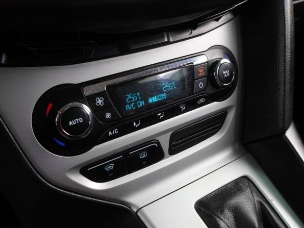 Ford Focus III с пробегом 2013 года, цена 799 000 рублей, 195146 км, универсал, Автокод Объявления
