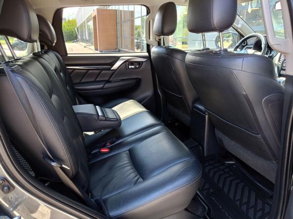 Mitsubishi Pajero Sport III с пробегом 2018 года, цена 2 789 000 рублей, 178276 км, внедорожник, Автокод Объявления