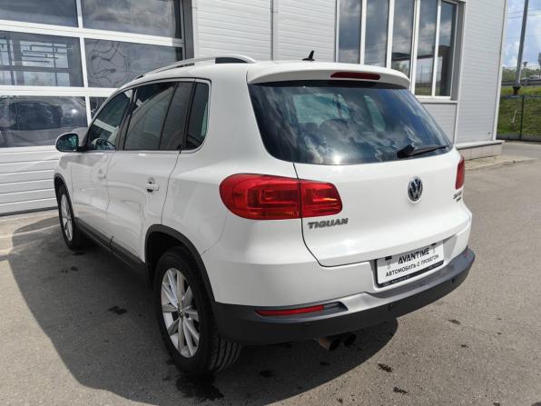 Volkswagen Tiguan I Рестайлинг с пробегом 2013 года, цена 1 599 000 рублей, 120000 км, внедорожник, Автокод Объявления