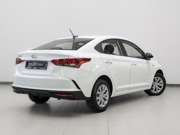 Hyundai Solaris II Рестайлинг с пробегом 2022 года, цена 1 620 000 рублей, 66122 км, седан, Автокод Объявления