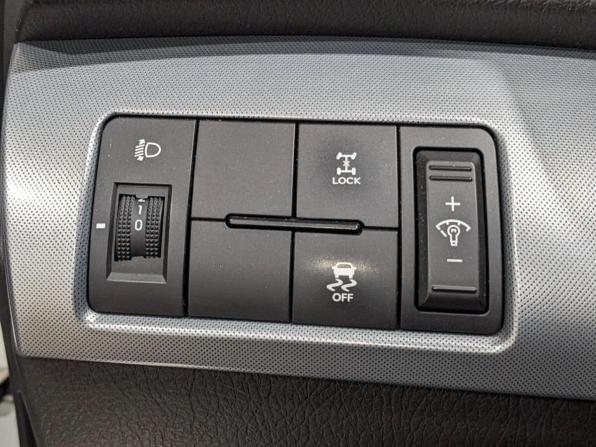 Kia Sorento II Рестайлинг с пробегом 2012 года, цена 1 290 000 рублей, 264130 км, внедорожник, Автокод Объявления