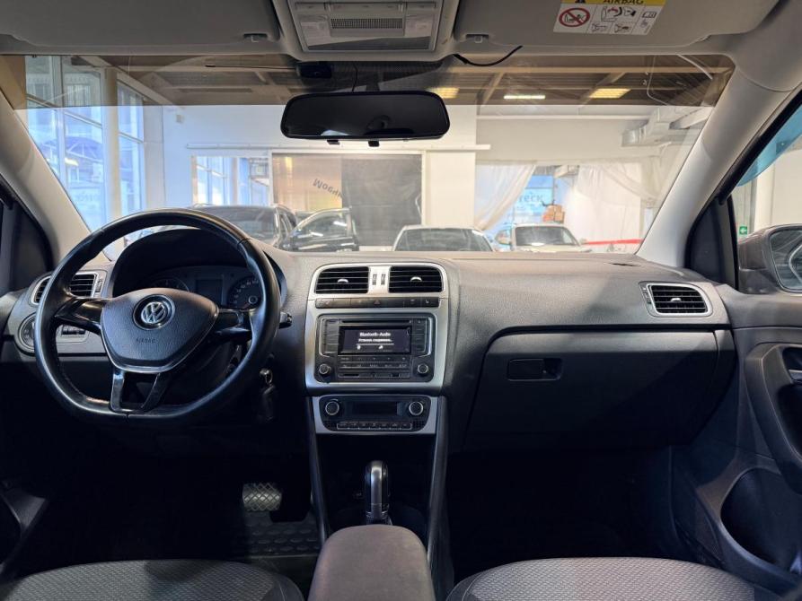 Volkswagen Polo V Рестайлинг Челябинск  - изображение 10