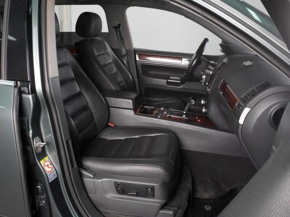 Volkswagen Touareg I с пробегом 2006 года, цена 1 108 000 рублей, 242707 км, внедорожник, Автокод Объявления