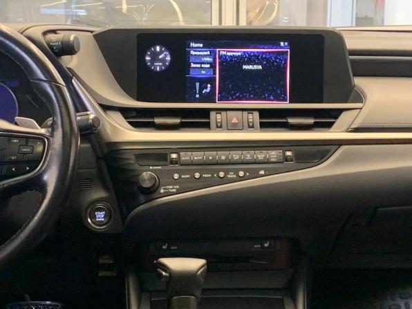Lexus ES VII с пробегом 2018 года, цена 3 100 000 рублей, 252004 км, седан, Автокод Объявления