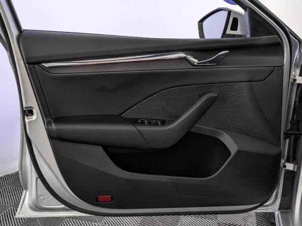 Skoda Octavia IV (A8) с пробегом 2021 года, цена 2 080 000 рублей, 145049 км, лифтбек, Автокод Объявления