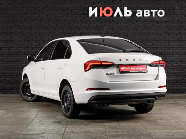 Skoda Rapid II с пробегом 2021 года, цена 1 620 000 рублей, 88195 км, лифтбек, Автокод Объявления