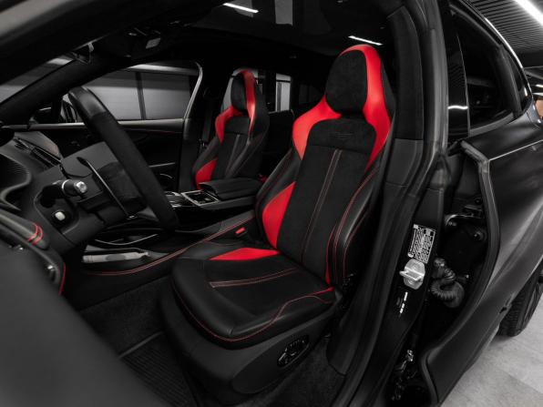 Aston Martin DBX I с пробегом 2023 года, цена 27 990 000 рублей, 9470 км, внедорожник, Автокод Объявления