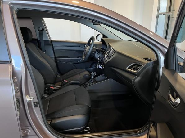 Hyundai Solaris II с пробегом 2018 года, цена 1 550 000 рублей, 79167 км, седан, Автокод Объявления