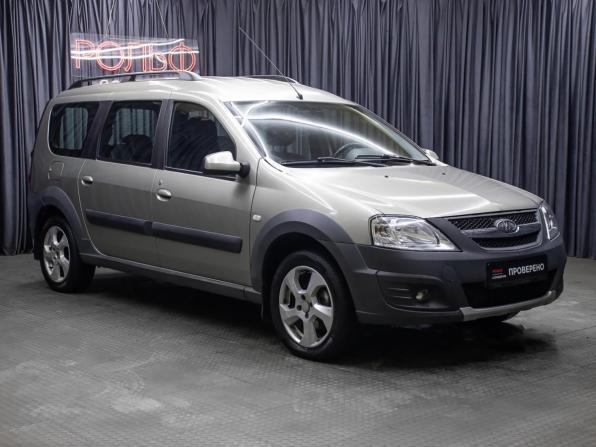 Lada (ВАЗ) Largus I с пробегом 2017 года, цена 929 000 рублей, 95000 км, универсал, Автокод Объявления