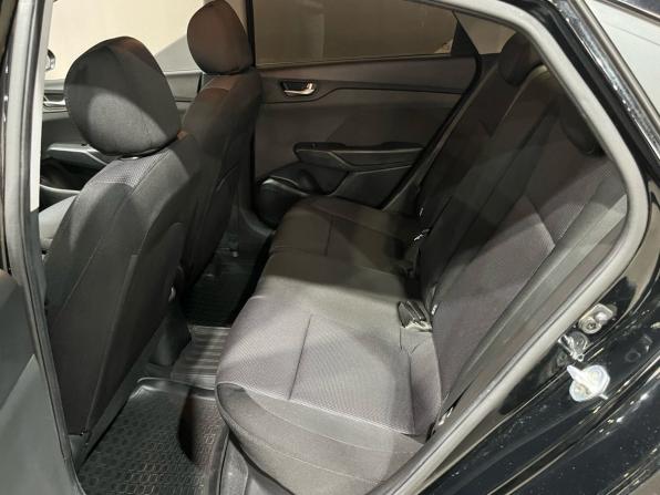 Hyundai Solaris II с пробегом 2017 года, цена 1 140 000 рублей, 132729 км, седан, Автокод Объявления
