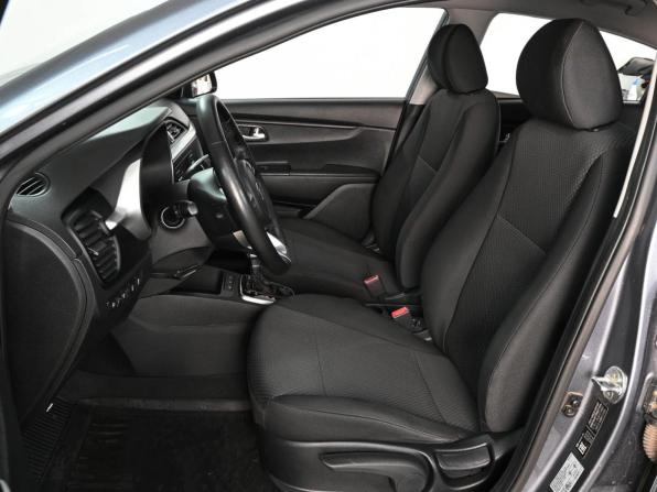 Kia Rio IV Рестайлинг с пробегом 2021 года, цена 1 649 000 рублей, 60353 км, седан, Автокод Объявления