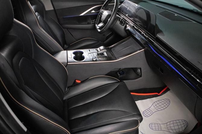 Omoda C5 I с пробегом 2023 года, цена 2 089 000 рублей, 59500 км, внедорожник, Автокод Объявления