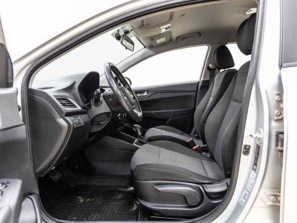 Hyundai Solaris II с пробегом 2019 года, цена 1 338 000 рублей, 89444 км, седан, Автокод Объявления