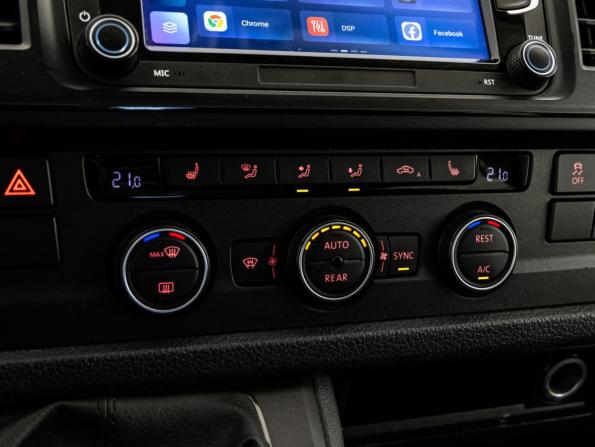 Volkswagen Caravelle T6 с пробегом 2016 года, цена 3 099 000 рублей, 159852 км, минивэн, Автокод Объявления