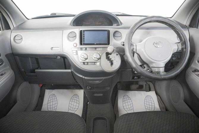 Toyota Sienta I Рестайлинг 1 с пробегом 2009 года, цена 599 000 рублей, 299999 км, компактвэн, Автокод Объявления