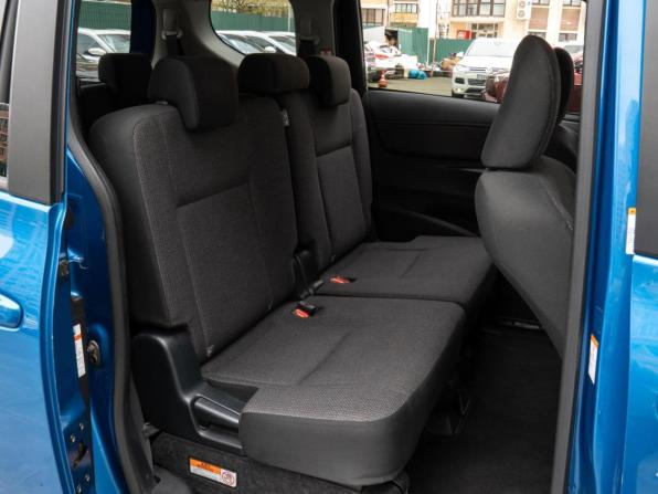 Toyota Sienta II Рестайлинг с пробегом 2019 года, цена 1 430 000 рублей, 98319 км, компактвэн, Автокод Объявления