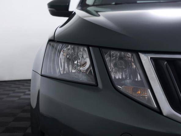 Skoda Octavia III (A7) Рестайлинг с пробегом 2020 года, цена 1 785 000 рублей, 174427 км, лифтбек, Автокод Объявления
