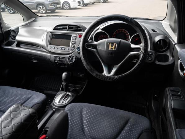 Honda Fit II с пробегом 2007 года, цена 565 000 рублей, 287812 км, хэтчбек, Автокод Объявления
