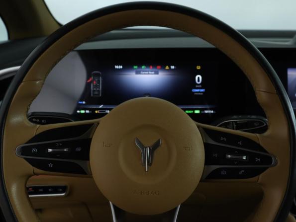 Voyah Dream I с пробегом 2023 года, цена 4 350 000 рублей, 101113 км, минивэн, Автокод Объявления