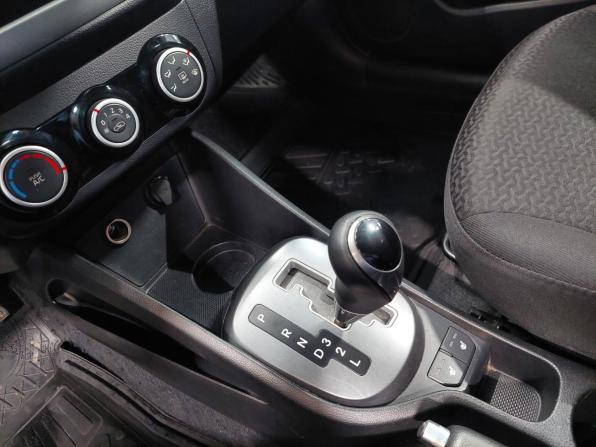 Kia Rio III Рестайлинг с пробегом 2015 года, цена 920 000 рублей, 133500 км, седан, Автокод Объявления