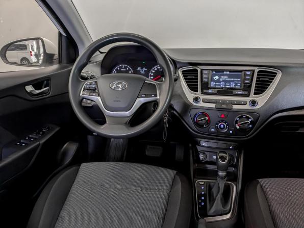 Hyundai Solaris II Рестайлинг с пробегом 2022 года, цена 1 615 000 рублей, 85069 км, седан, Автокод Объявления