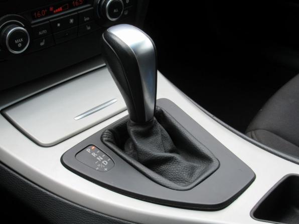BMW 3 серии V (E90/E91/E92/E93) Рестайлинг с пробегом 2011 года, цена 940 000 рублей, 207413 км, седан, Автокод Объявления