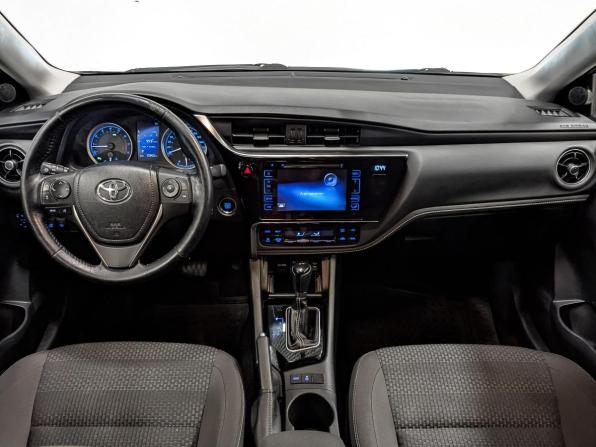 Toyota Corolla XI (E160 E170 E180) Рестайлинг 1 с пробегом 2018 года, цена 1 625 000 рублей, 154000 км, седан, Автокод Объявления
