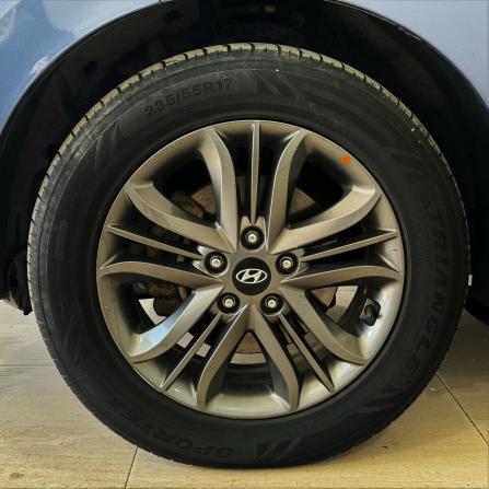 Hyundai ix35 I Рестайлинг с пробегом 2015 года, цена 1 100 000 рублей, 245219 км, внедорожник, Автокод Объявления