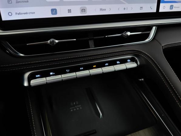 Geely Monjaro I Рестайлинг 2 с пробегом 2025 года, цена 3 947 000 рублей, 13052 км, внедорожник, Автокод Объявления