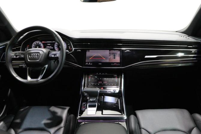 Audi Q8 I (4M) с пробегом 2019 года, цена 8 350 000 рублей, 25000 км, внедорожник, Автокод Объявления