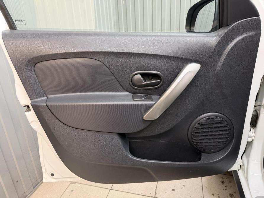 Renault Sandero II Рестайлинг Магнитогорск  - изображение 13