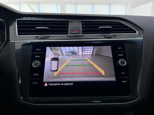 Volkswagen Tiguan II с пробегом 2019 года, цена 2 200 000 рублей, 111047 км, внедорожник, Автокод Объявления