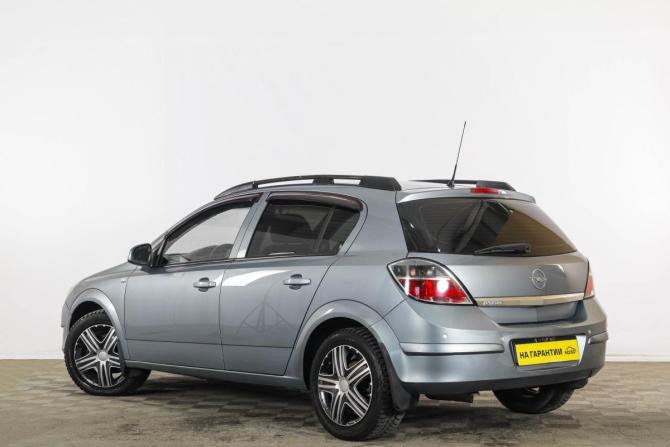 Opel Astra H Рестайлинг с пробегом 2011 года, цена 569 000 рублей, 146000 км, хэтчбек, Автокод Объявления