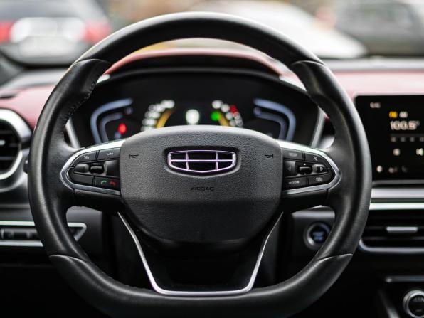 Geely Coolray I с пробегом 2022 года, цена 1 699 000 рублей, 55155 км, внедорожник, Автокод Объявления