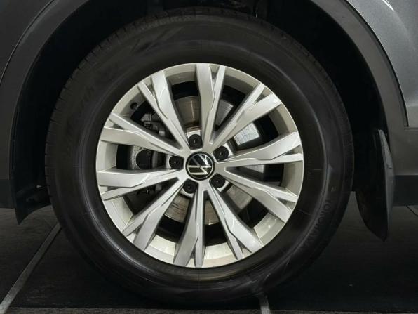 Volkswagen Tiguan II Рестайлинг с пробегом 2021 года, цена 2 599 567 рублей, 38561 км, внедорожник, Автокод Объявления