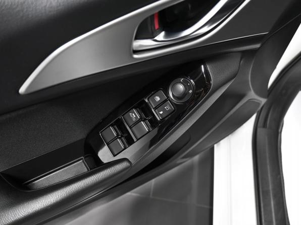 Mazda 3 III (BM) Рестайлинг с пробегом 2018 года, цена 1 845 000 рублей, 72800 км, седан, Автокод Объявления