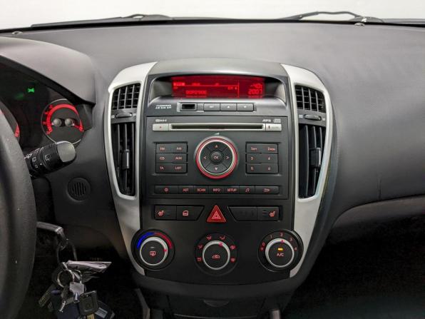 Kia Ceed I Рестайлинг с пробегом 2010 года, цена 890 000 рублей, 158430 км, универсал, Автокод Объявления
