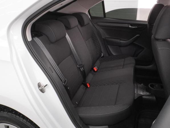 Skoda Rapid II с пробегом 2022 года, цена 1 633 000 рублей, 89789 км, лифтбек, Автокод Объявления