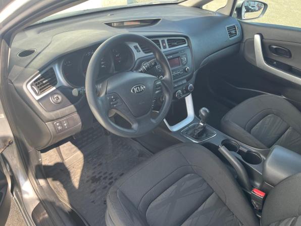 Kia Ceed II с пробегом 2013 года, цена 900 000 рублей, 147000 км, хэтчбек, Автокод Объявления